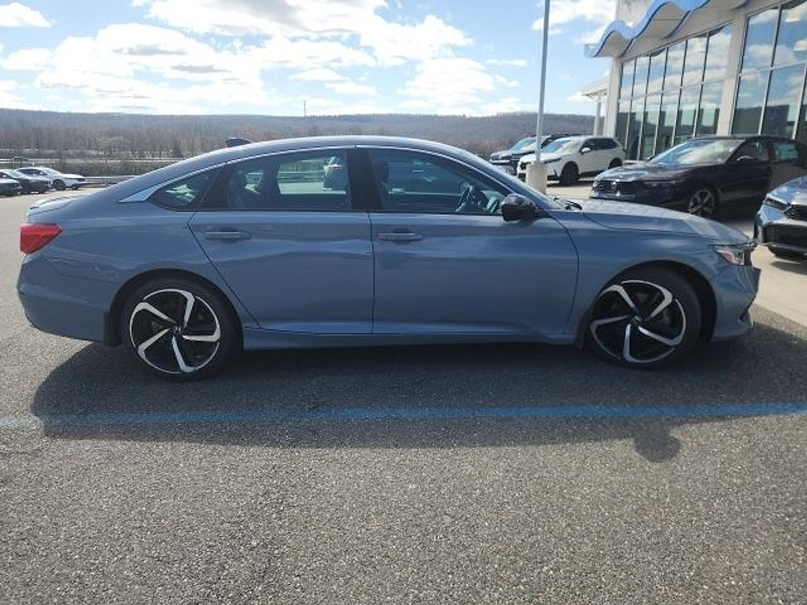 Used 2021 Honda Accord Sport Special Edition image 4