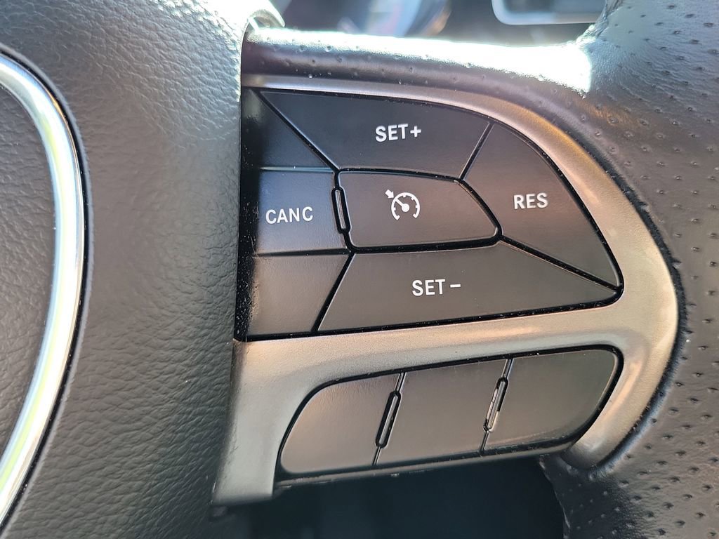 Certified 2021 Dodge Durango SXT image 6