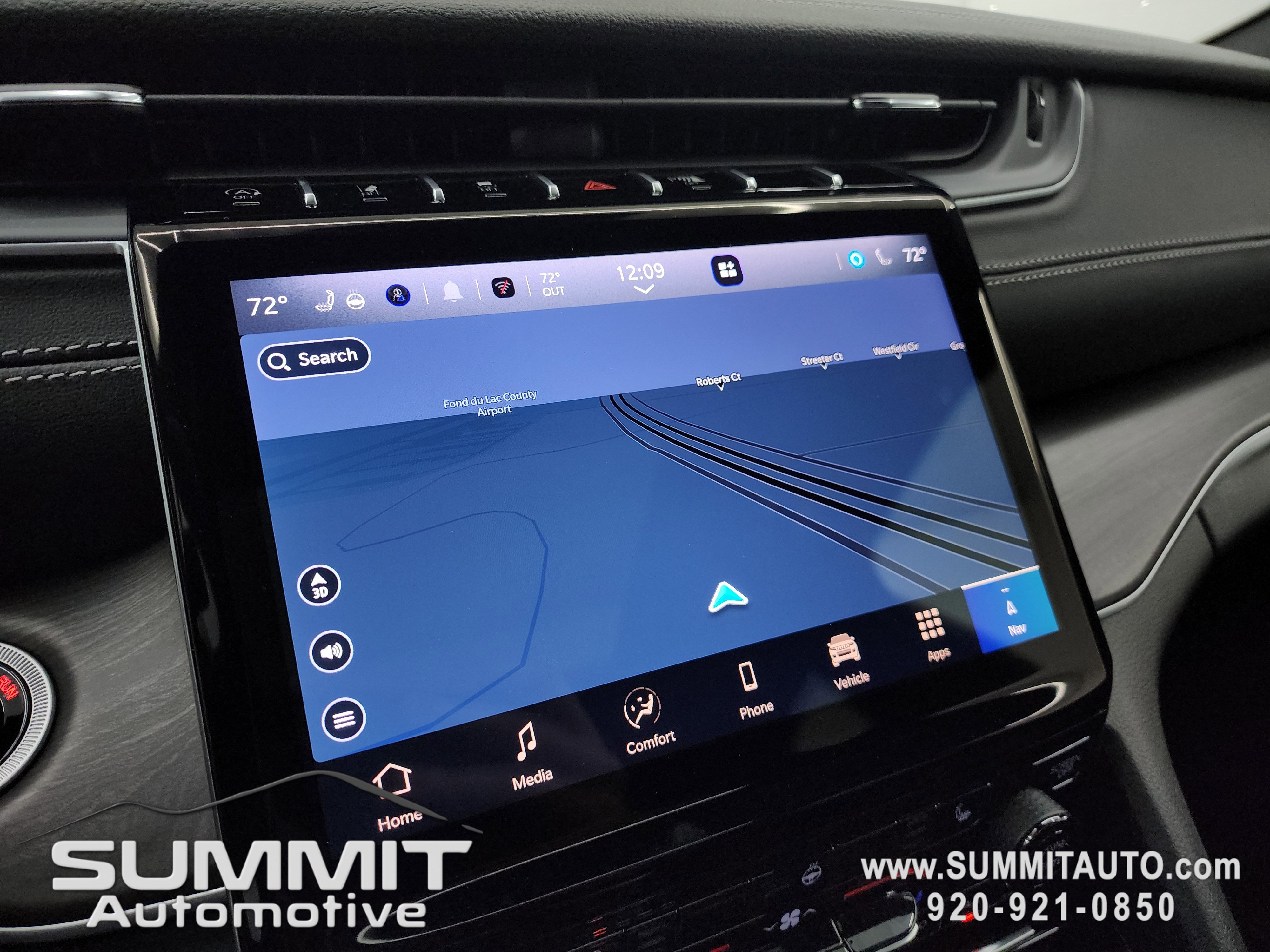 New 2025 Jeep Grand Cherokee Limited w/ Black Appearance Package image 10