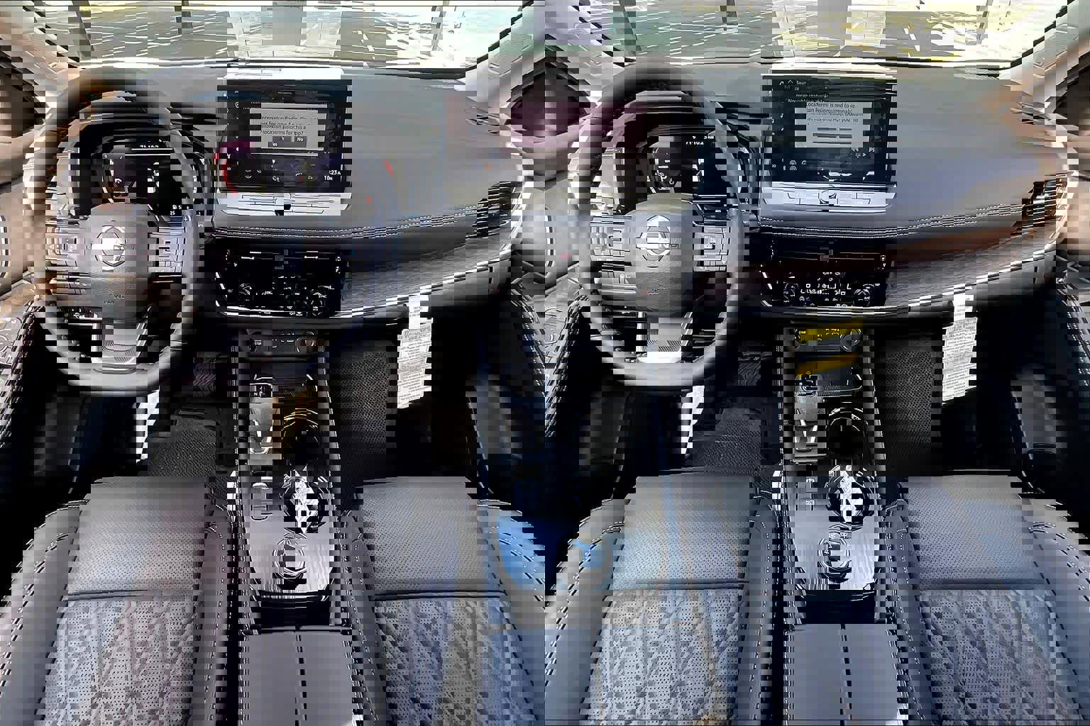 New 2026 Nissan Rogue Platinum image 5