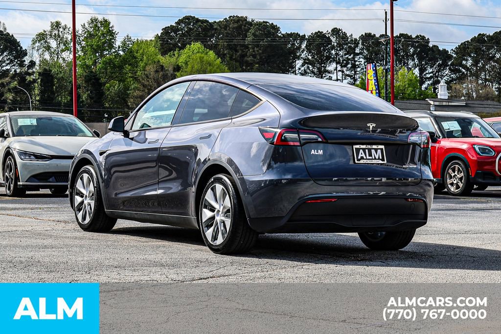 Used 2021 Tesla Model Y Long Range image 7