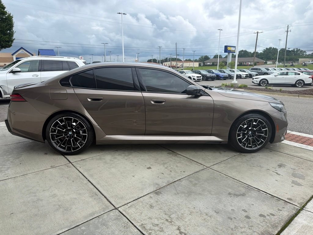 Used 2027 BMW M5 w/ Executive Package AWD/4WD image 7