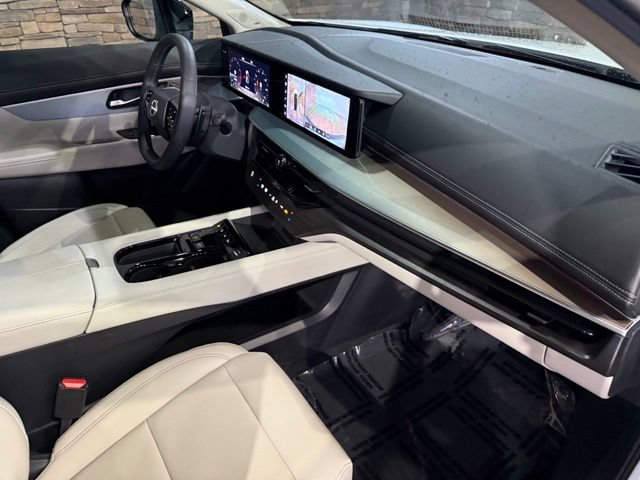 Certified 2025 Nissan Murano SL w/ Cargo Package AWD/4WD image 24