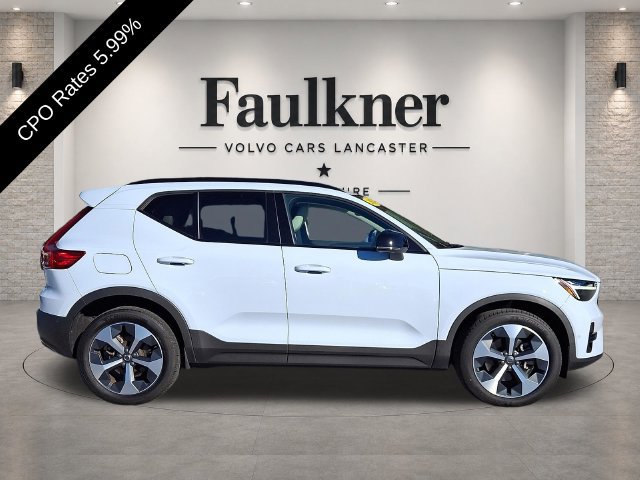 Certified 2024 Volvo XC40 B5 Plus w/ Climate Package AWD/4WD image 9
