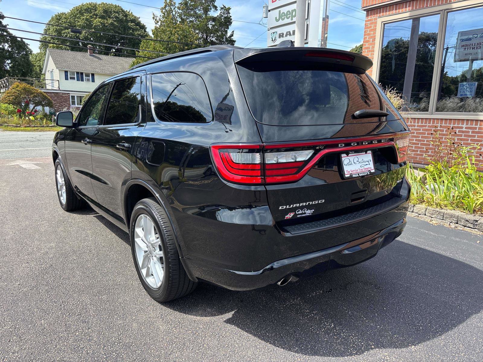 Used 2024 Dodge Durango GT image 4