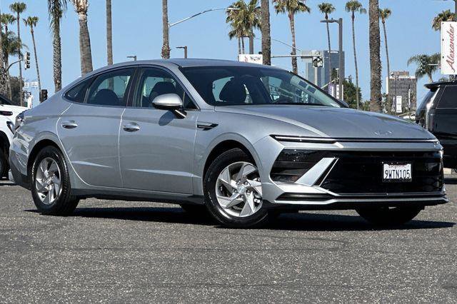 Certified 2026 Hyundai Sonata SE FWD image 2