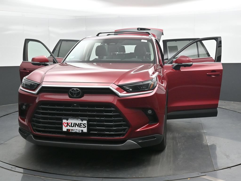 Used 2024 Toyota Grand Highlander AWD image 49