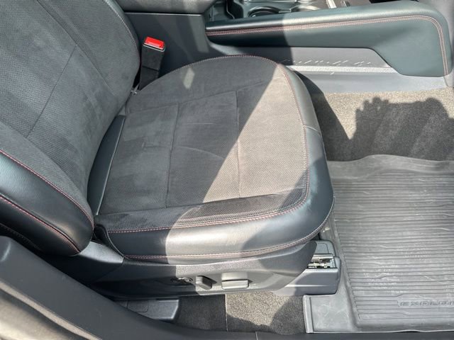 Used 2025 Ford Explorer ST AWD/4WD image 14