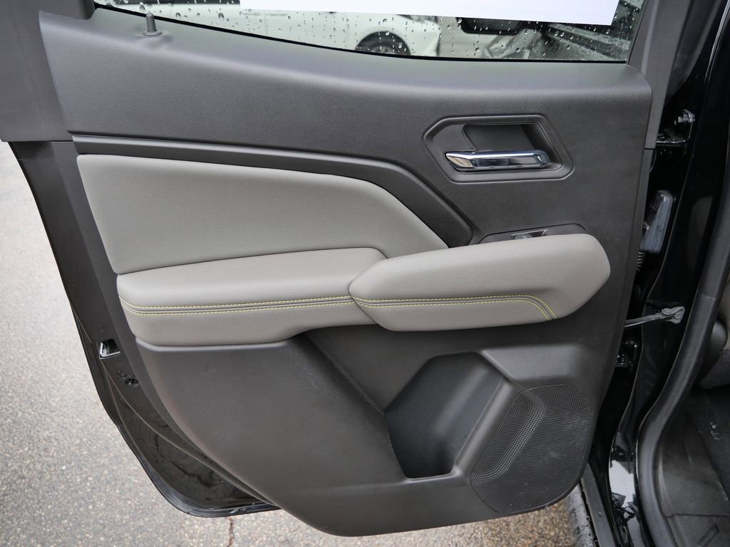 Used 2024 Chevrolet Colorado ZR2 image 25