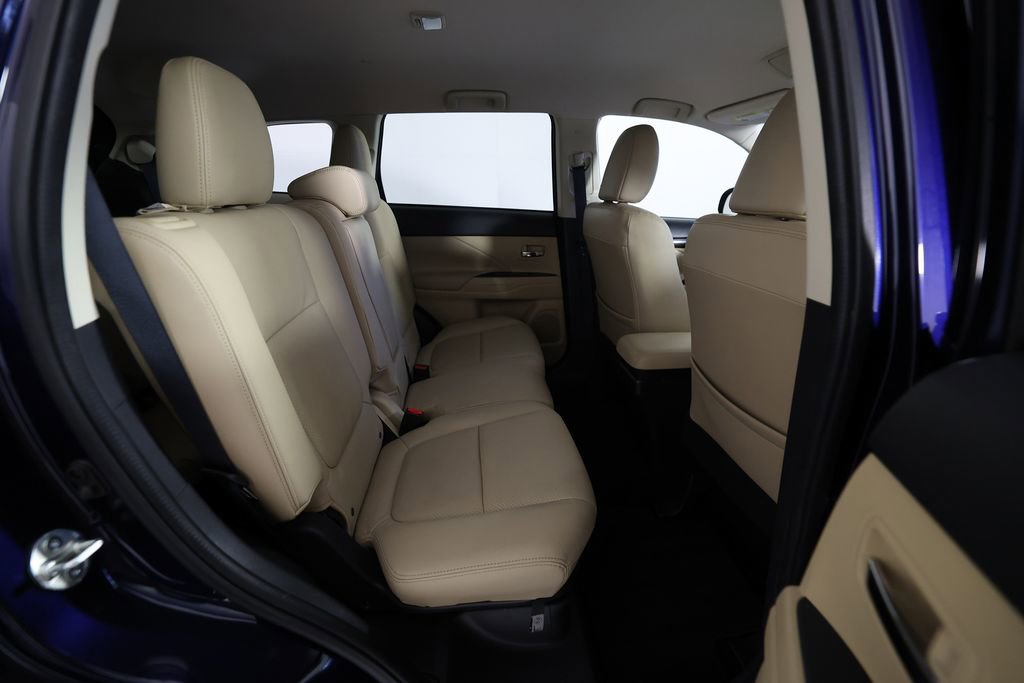 Used 2018 Mitsubishi Outlander SEL FWD image 11