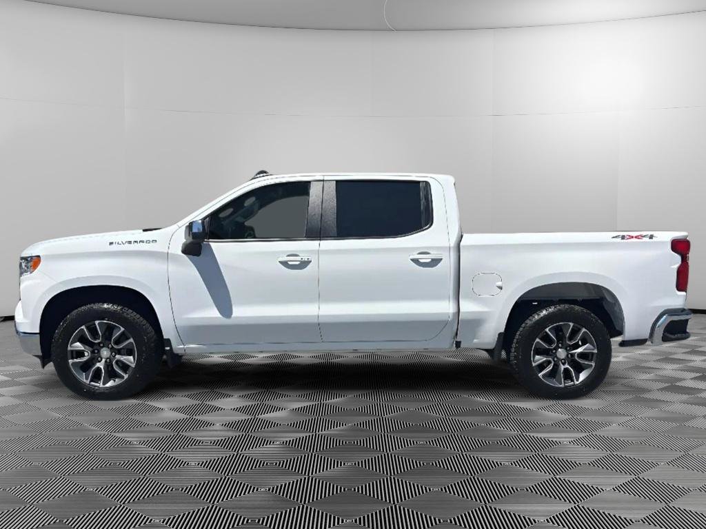 Used 2023 Chevrolet Silverado 1500 LT AWD/4WD image 5