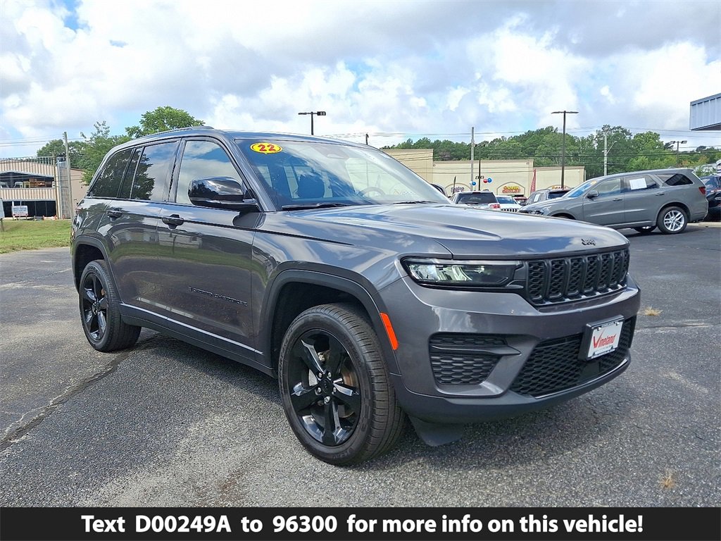 Used 2022 Jeep Grand Cherokee Altitude