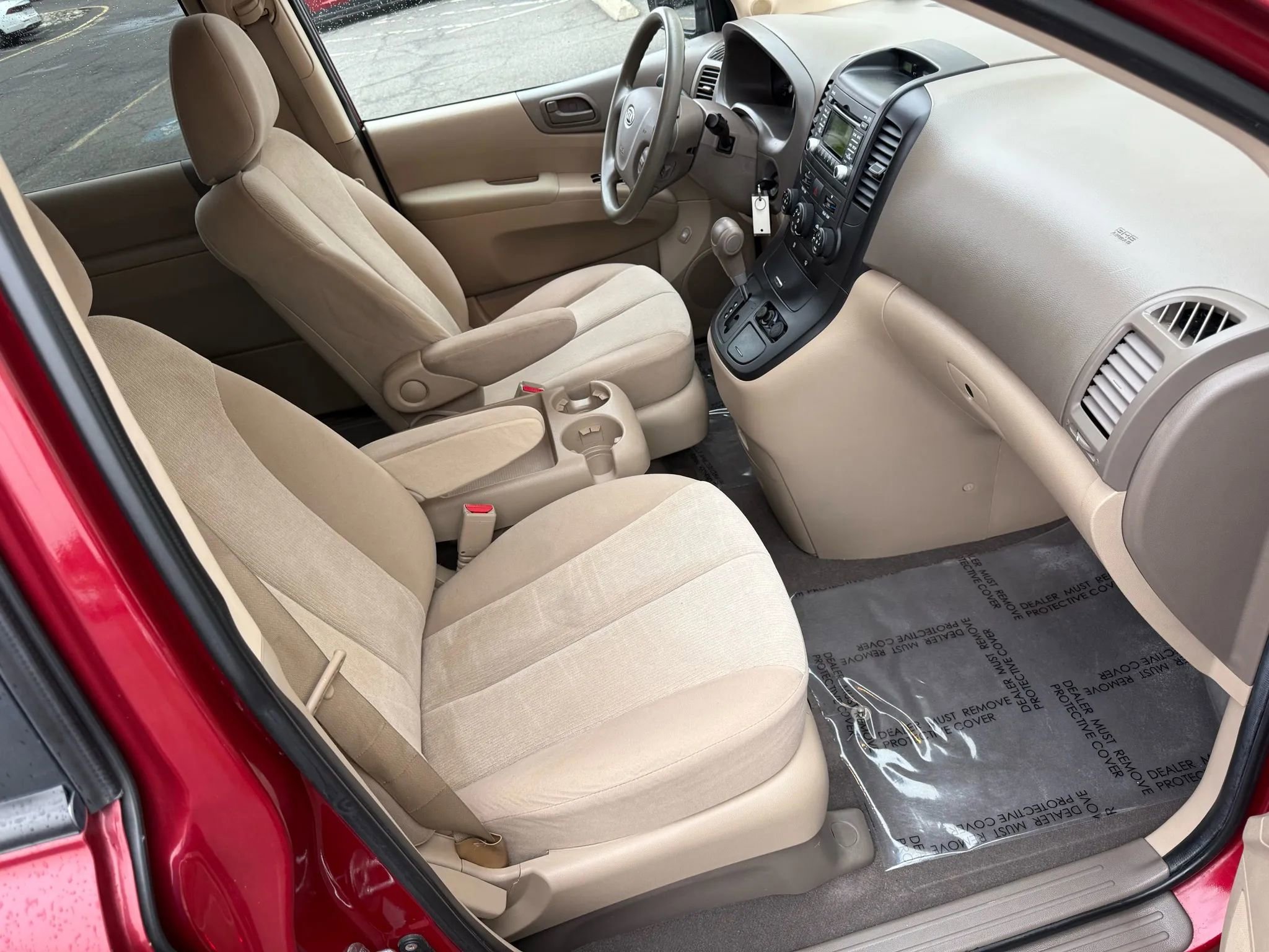 Used 2010 Kia Sedona LX w/ PWR Pkg image 23