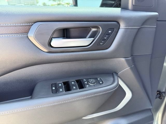 Used 2025 Nissan Armada Platinum Reserve AWD/4WD image 10