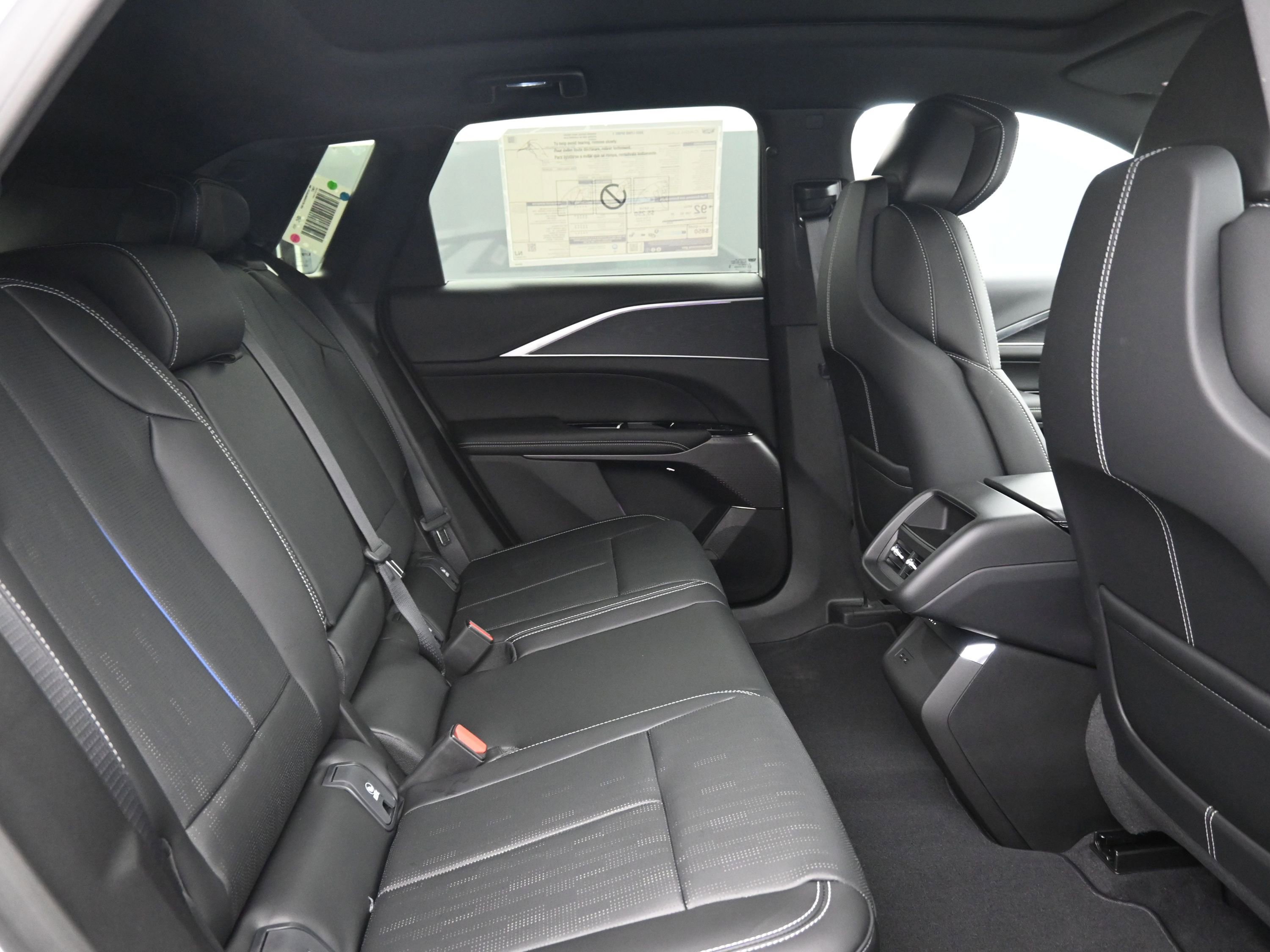 New 2025 Cadillac Lyriq Sport image 12