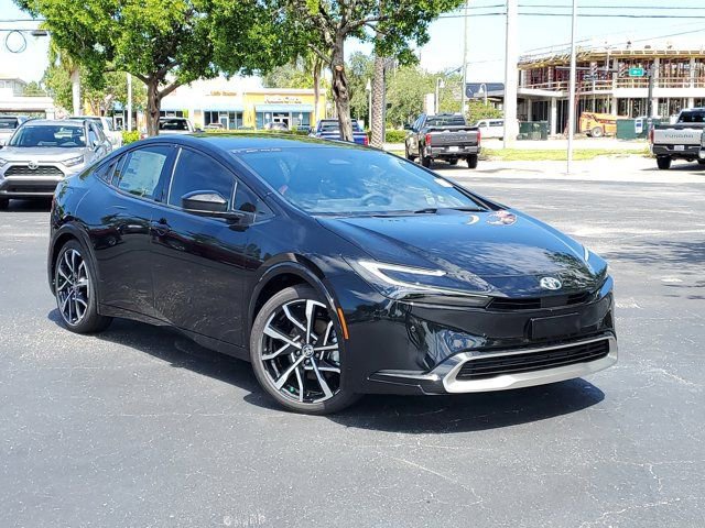 New 2025 Toyota Prius Plug-In Hybrid FWD image 33