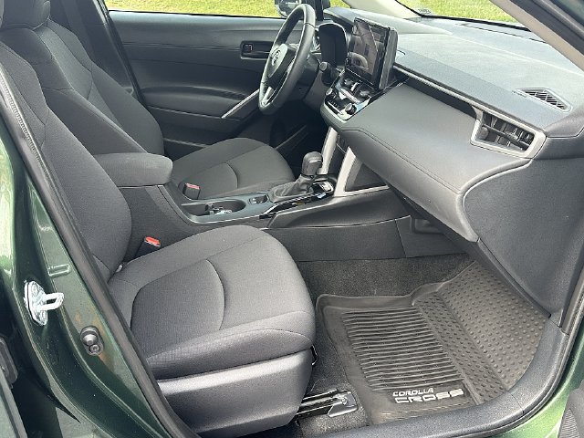 Certified 2023 Toyota Corolla Cross LE FWD image 11