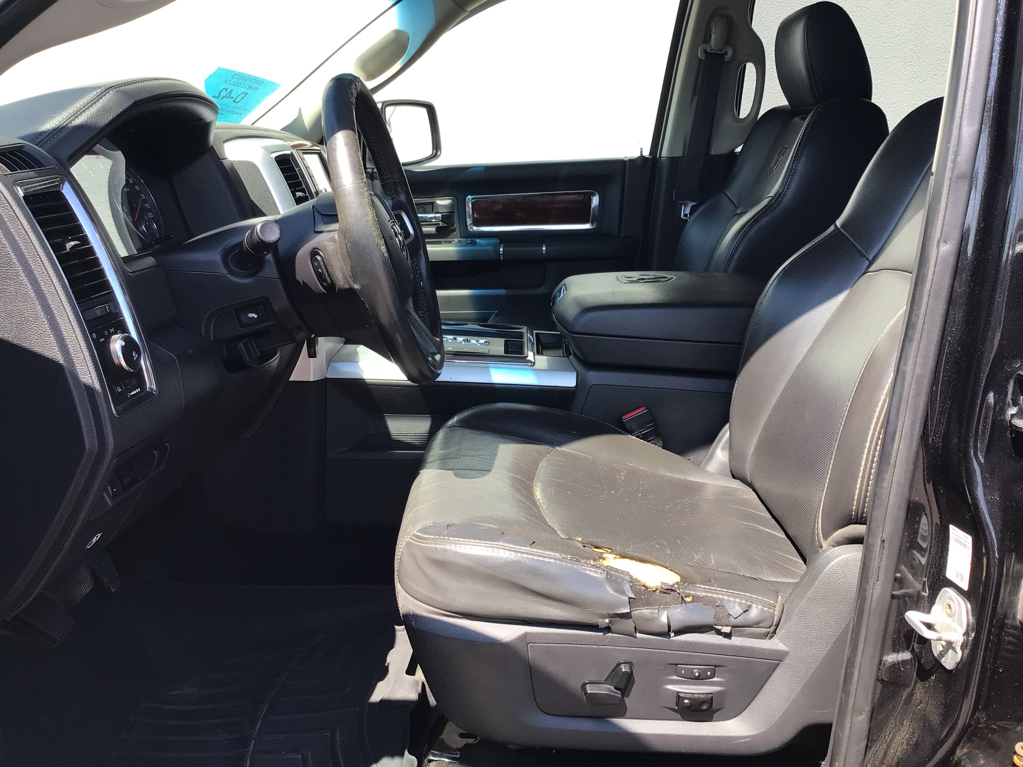 Used 2010 Dodge Ram 1500 Truck Laramie AWD/4WD image 11