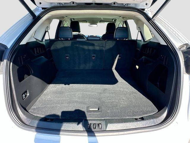 Used 2024 Ford Edge SEL w/ Sport Appearance Package image 24