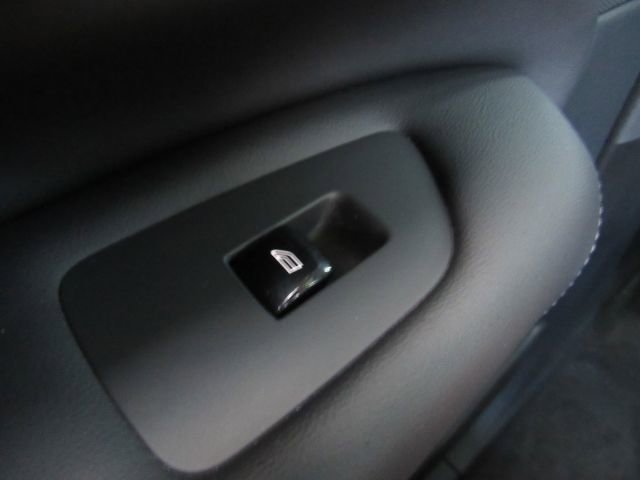 Used 2025 Volvo XC90 T8 Plus w/ Protection Package Premier image 36