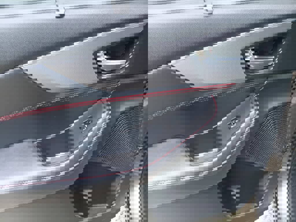 Used 2023 Acura MDX A-Spec image 18