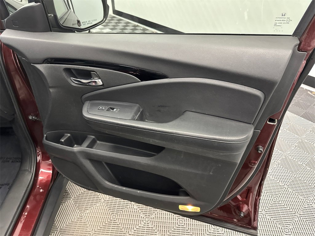 Certified 2019 Honda Passport Touring image 16