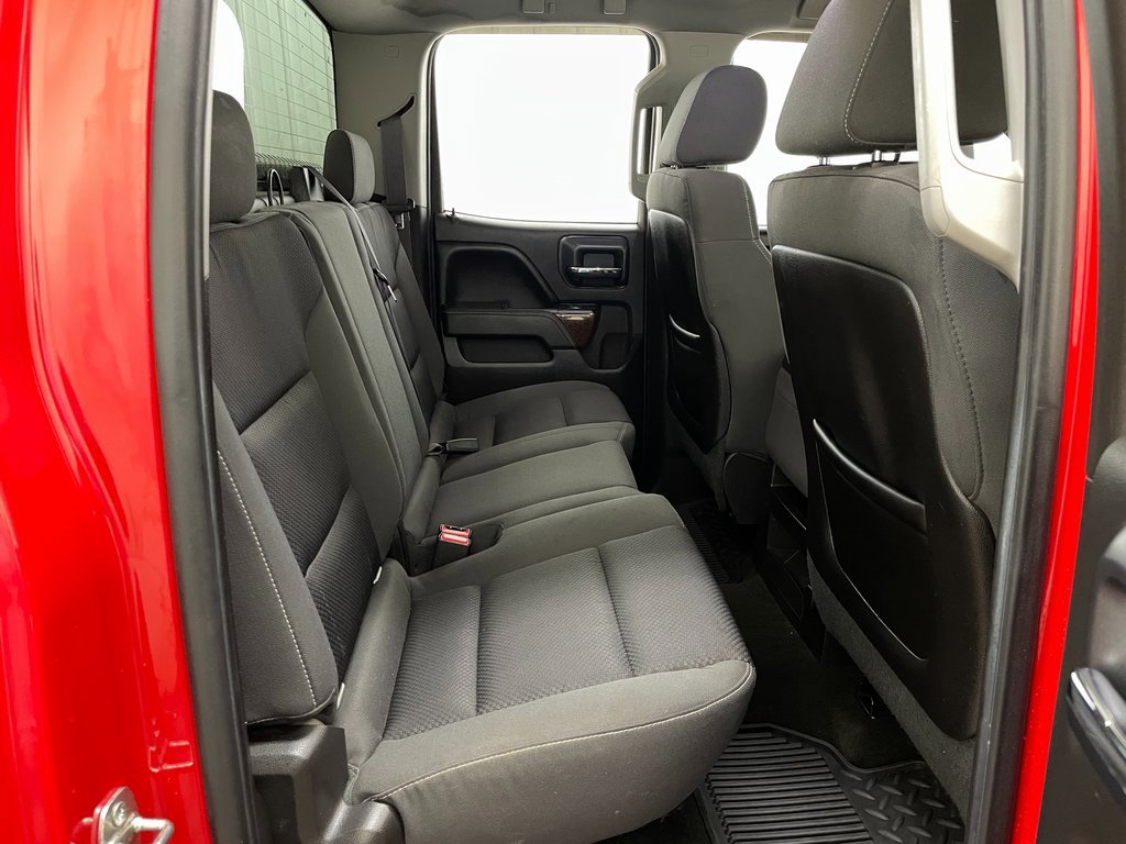 Used 2015 GMC Sierra 1500 SLE w/ SLE Value Package image 39