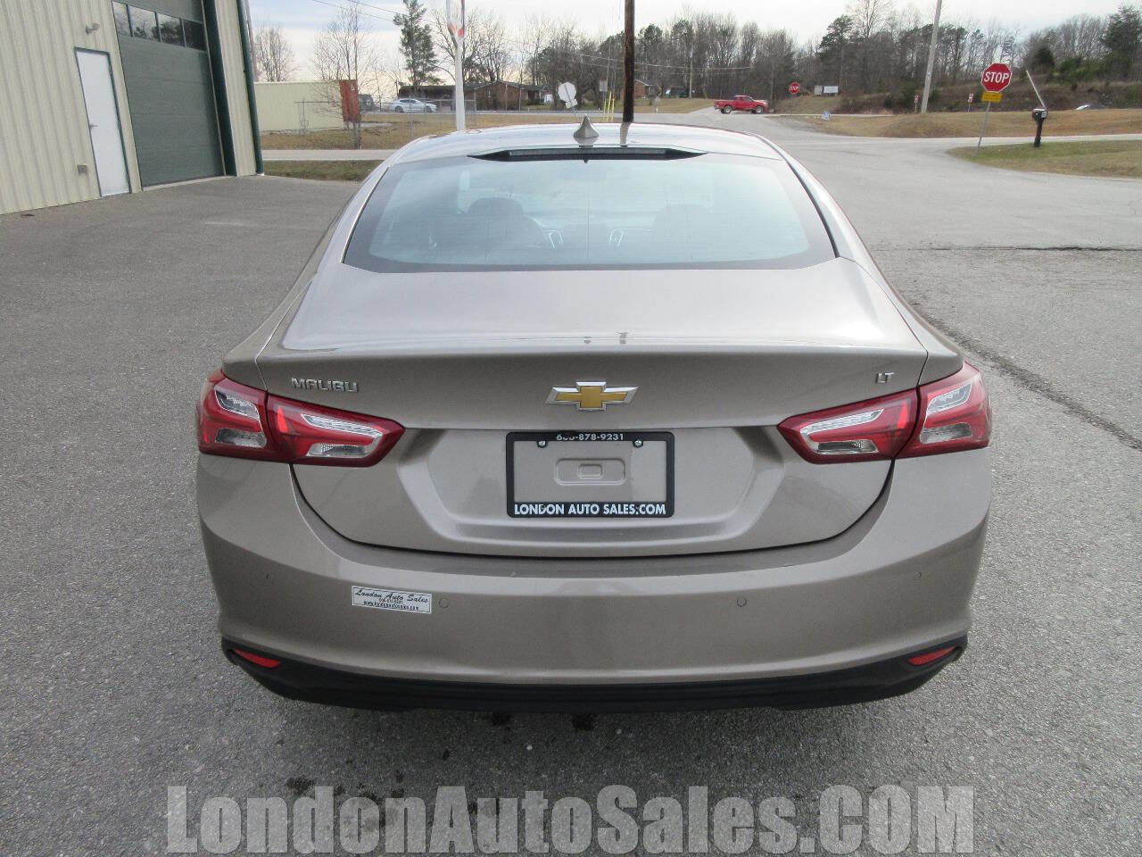 Used 2024 Chevrolet Malibu LT image 4