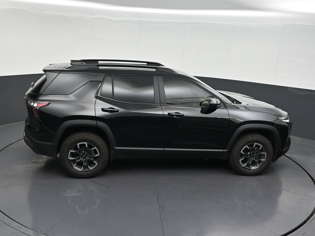 Used 2025 Chevrolet Equinox ACTIV w/ Safety and Technology Package FWD image 21