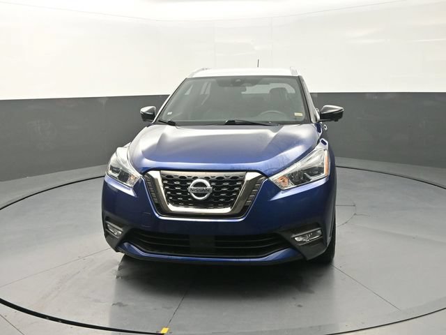 Used 2020 Nissan Kicks SR FWD image 2
