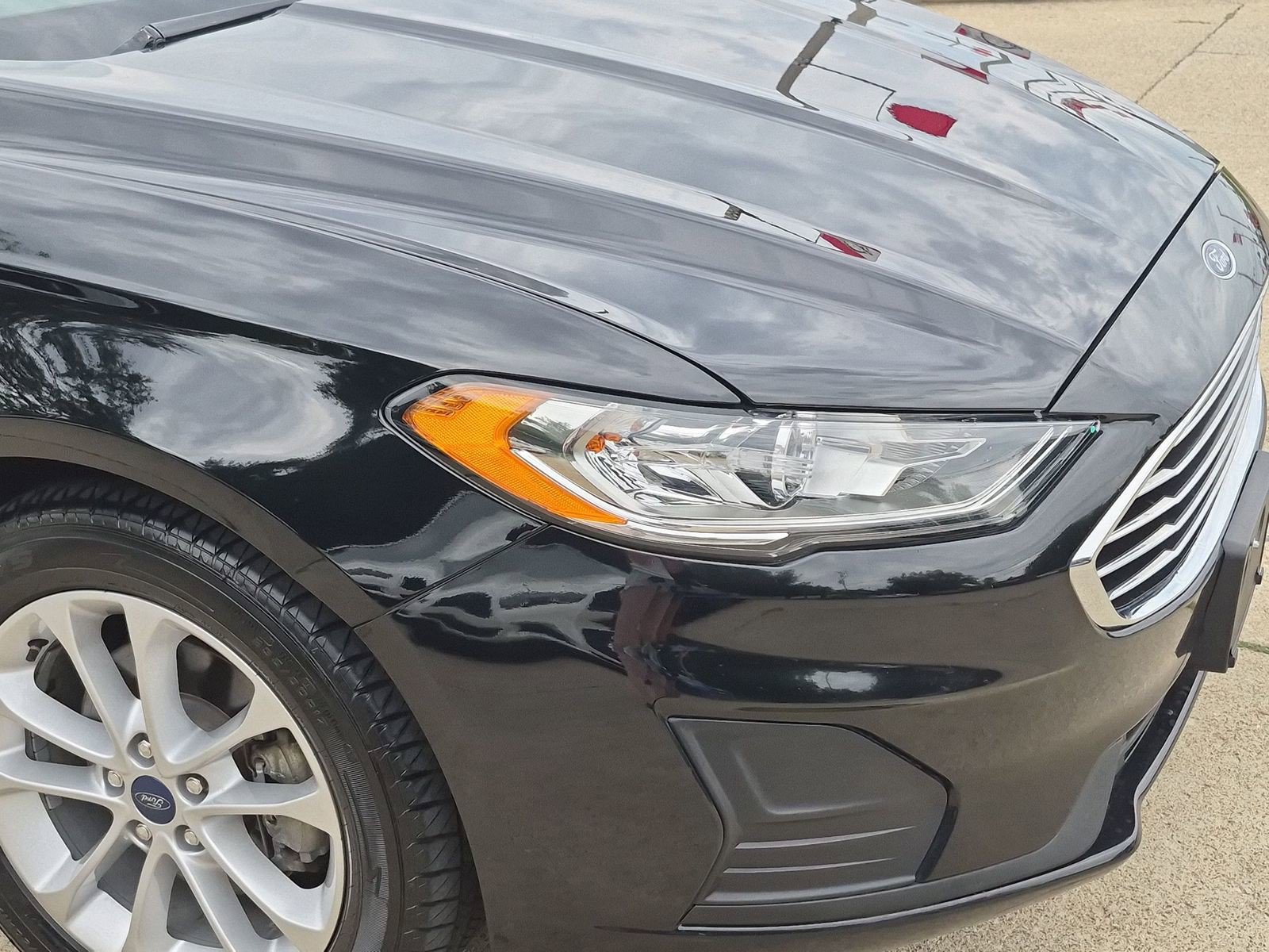 Used 2020 Ford Fusion SE FWD image 39