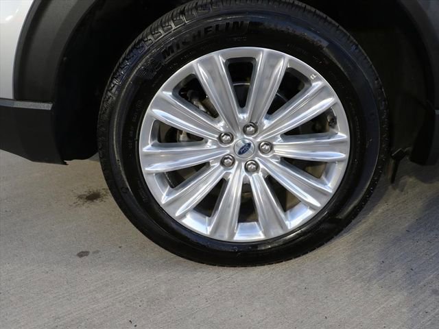 Used 2025 Ford Explorer Platinum w/ LUX Leather Package image 7