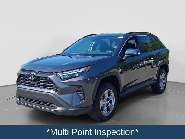 Used 2025 Toyota RAV4 XLE AWD/4WD image 4
