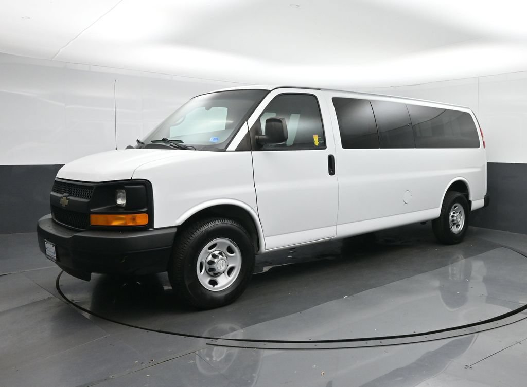 Used 2014 Chevrolet Express 3500 LS RWD image 3