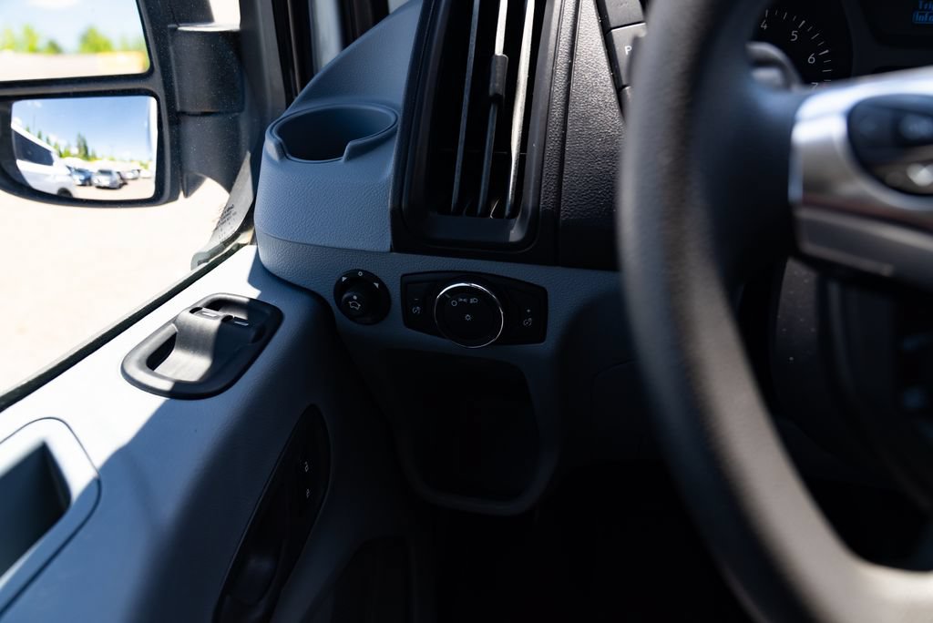 Used 2018 Ford Transit 350 XL RWD image 13