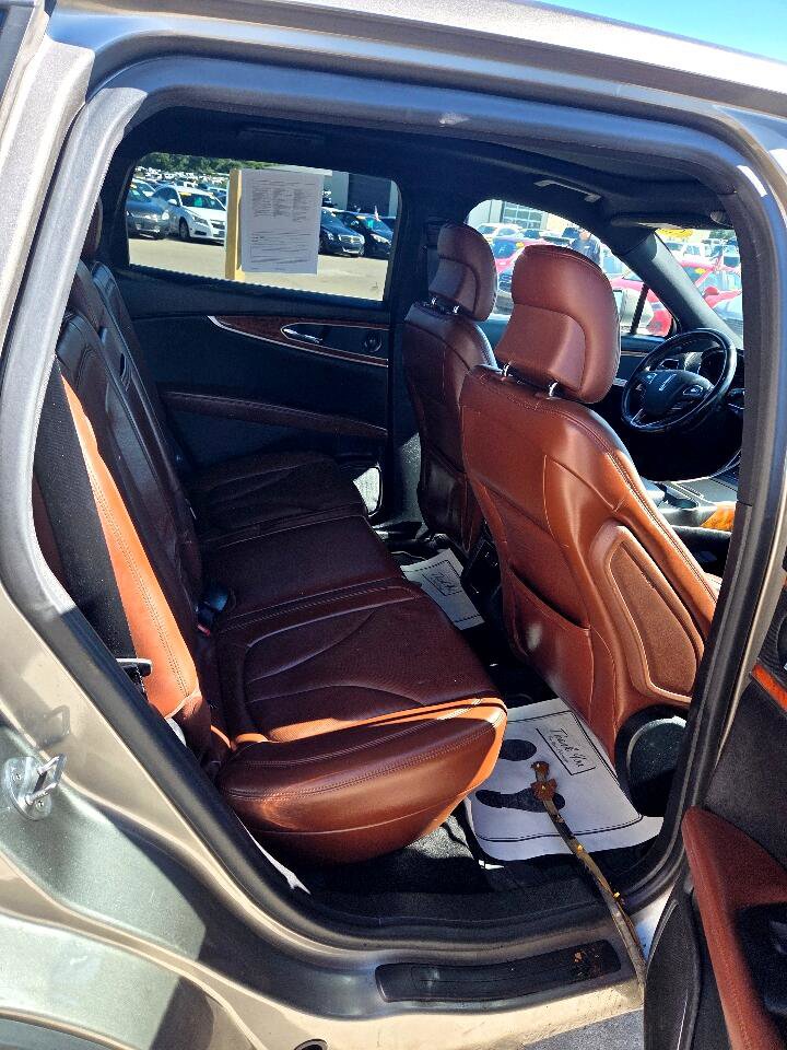 Used 2016 Lincoln MKX Reserve w/ Equipment Group 102A image 13