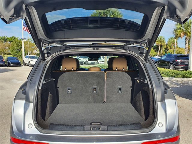 Certified 2021 Lincoln Corsair Reserve w/ Elements Package image 9