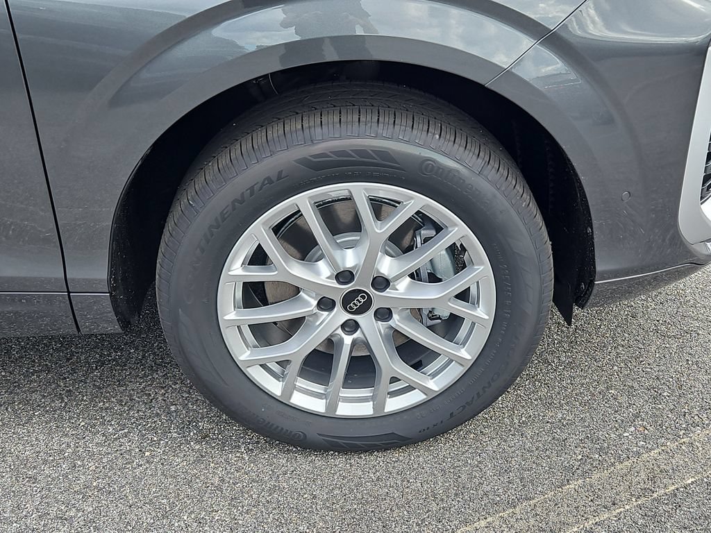 New 2026 Audi Q3 quattro 2.0T AWD/4WD image 4