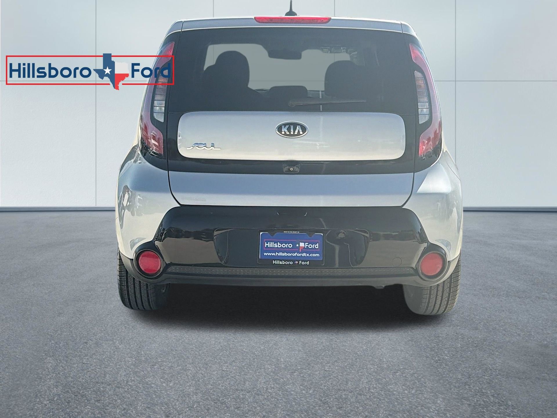 Used 2016 Kia Soul + image 6