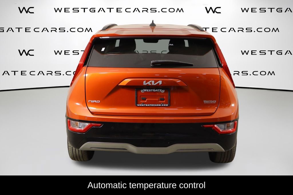 Used 2023 Kia Niro Wind FWD image 4