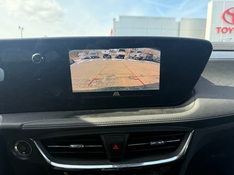 Used 2025 Buick Encore GX Sport Touring w/ Comfort Package image 13