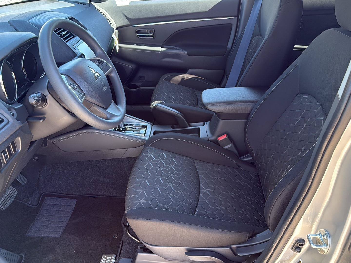 New 2027 Mitsubishi Outlander Sport FWD image 20