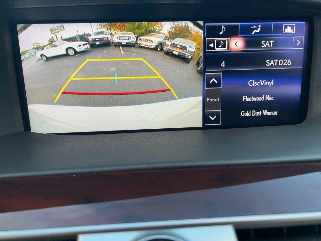 Used 2015 Lexus LS 460 image 33