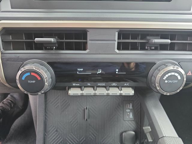 Used 2025 Toyota Tacoma SR image 22