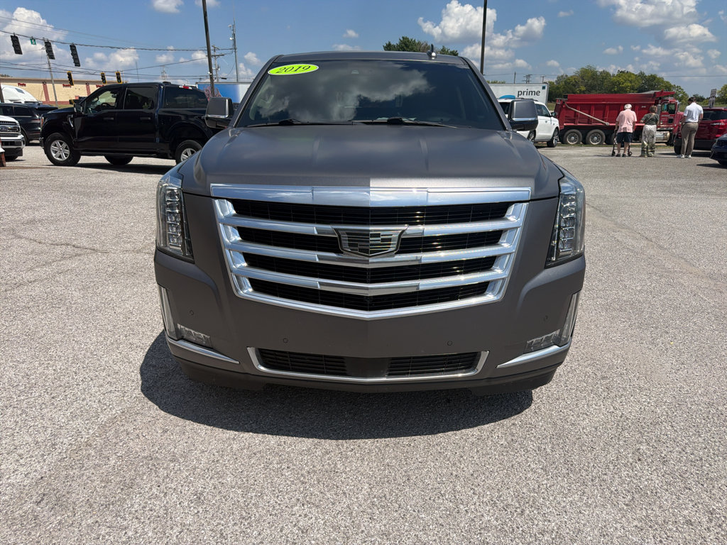 Used 2019 Cadillac Escalade Premium Luxury w/ LPO, Escalade Noir Package AWD/4WD image 2