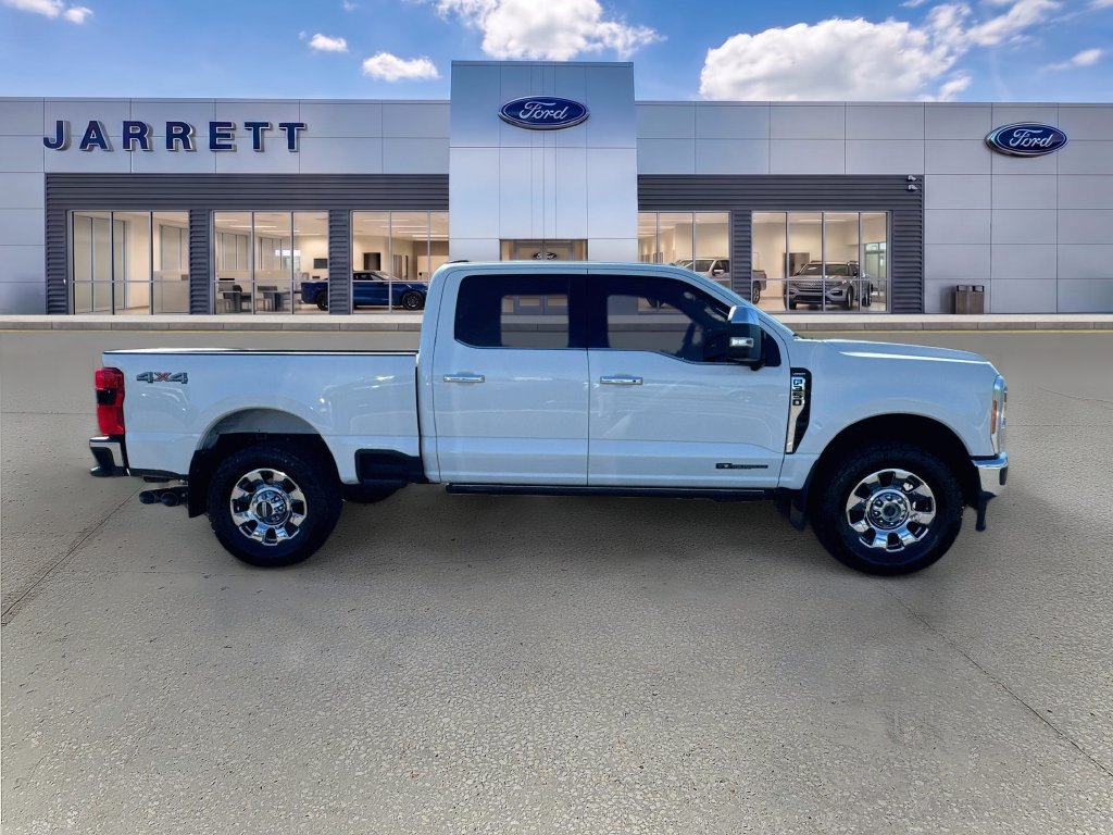 Used 2023 Ford F350 Lariat w/ Lariat Ultimate Package AWD/4WD image 8