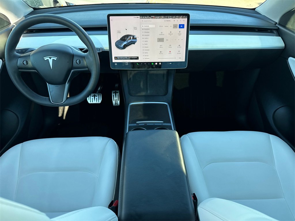 Used 2021 Tesla Model Y Long Range image 21