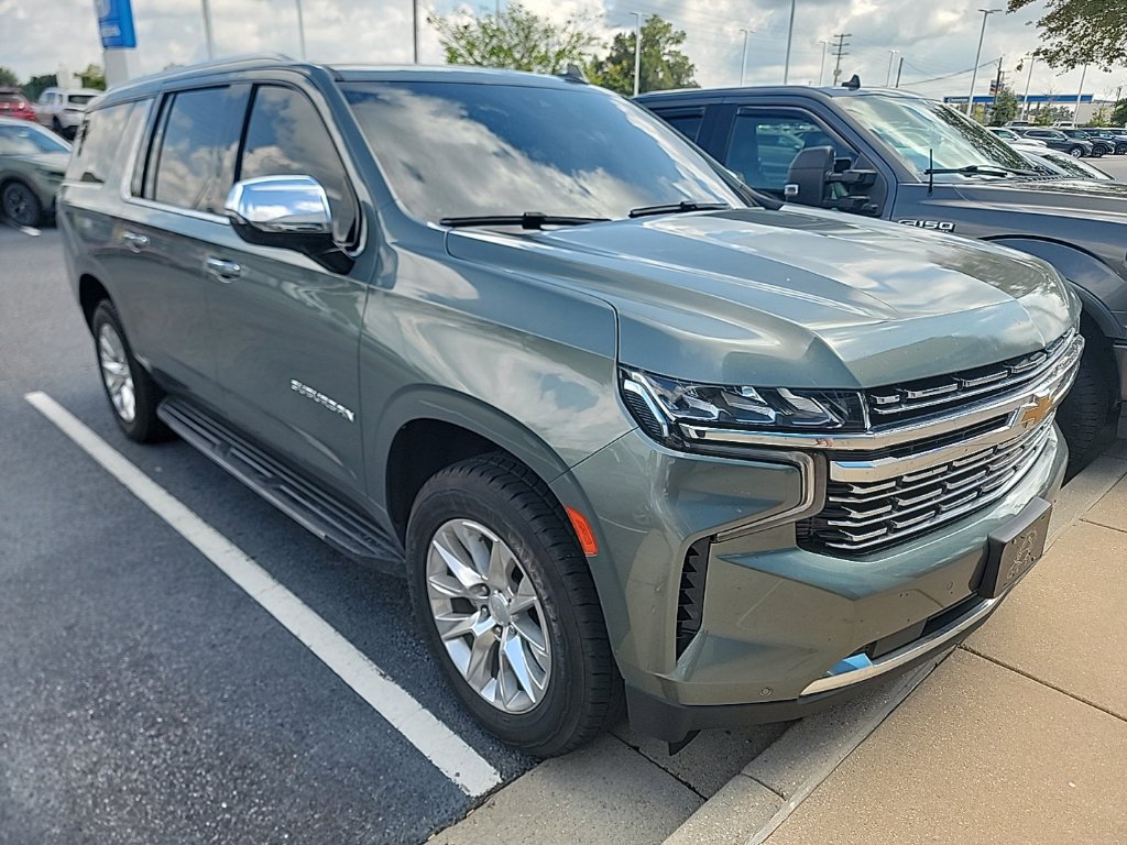 Used 2023 Chevrolet Suburban Premier RWD image 2