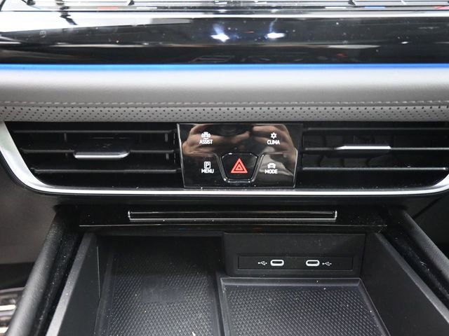 Used 2024 Volkswagen Atlas Peak Edition SEL image 24