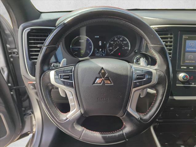 Used 2022 Mitsubishi Outlander LE image 17